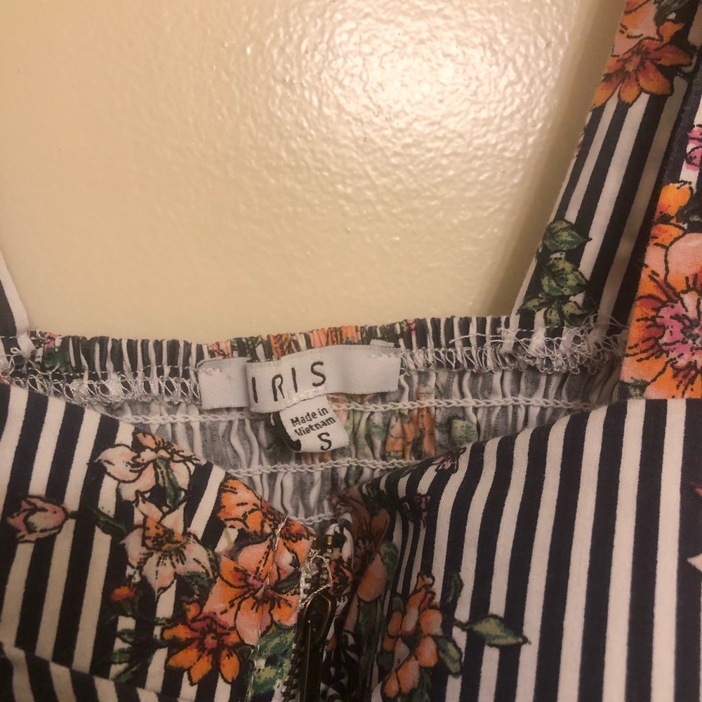 Top - Picture 3 of 3